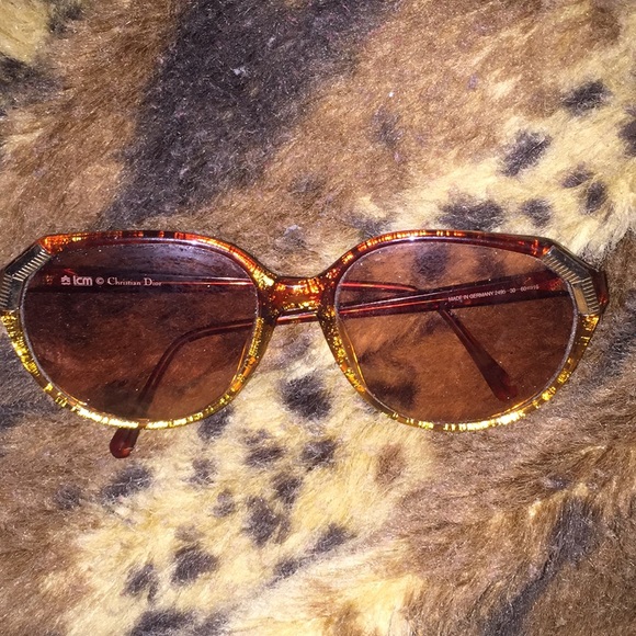 CHRISTIAN DIOR Sunglasses, Authentic, Mint Cond. - Picture 6 of 7